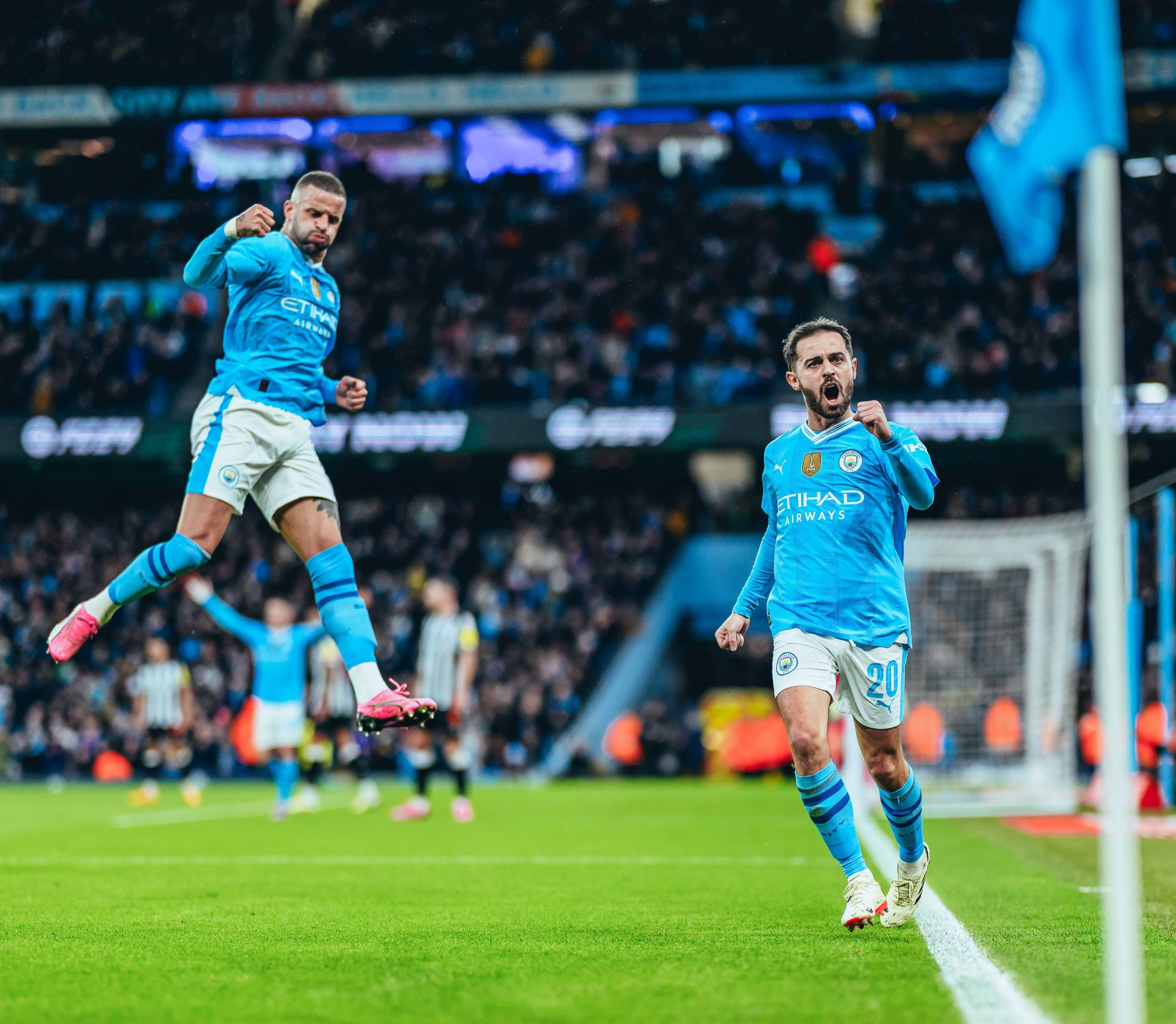 包含曼城发布备战花絮，冲刺阶段内部沟通，NBA常规赛任务艰巨，年轻球员得到机会的词条